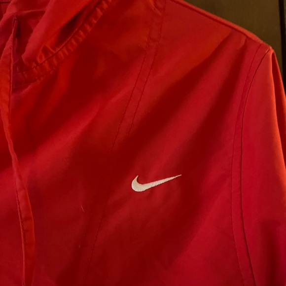 Women’s Nike windbreaker jacket - Picture 2 of 7